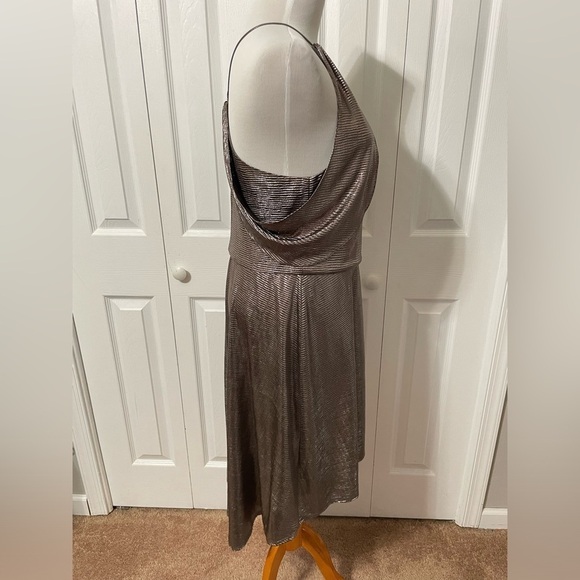 Halston Women’s Hi low Drape Metallic Gunmetal Racer back Midi dress size 8 - Picture 14 of 16